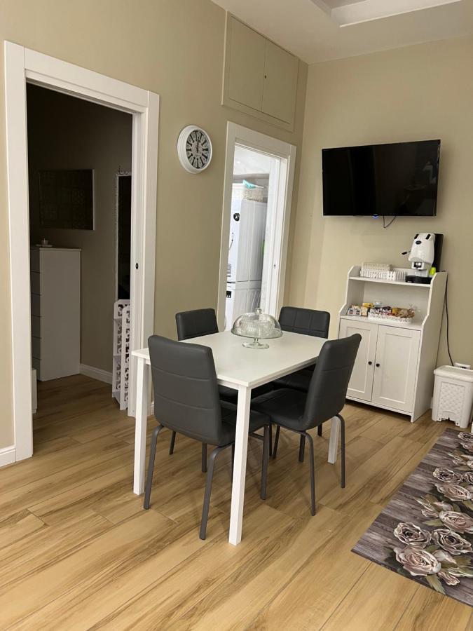 Appartement O Vascetiello à Naples Extérieur photo